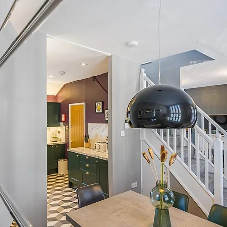 Corner Bishophill - Free Parking Ferienhaus *