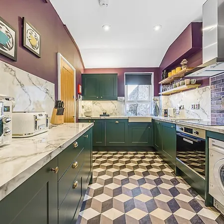 Corner Bishophill - Free Parking Holiday home